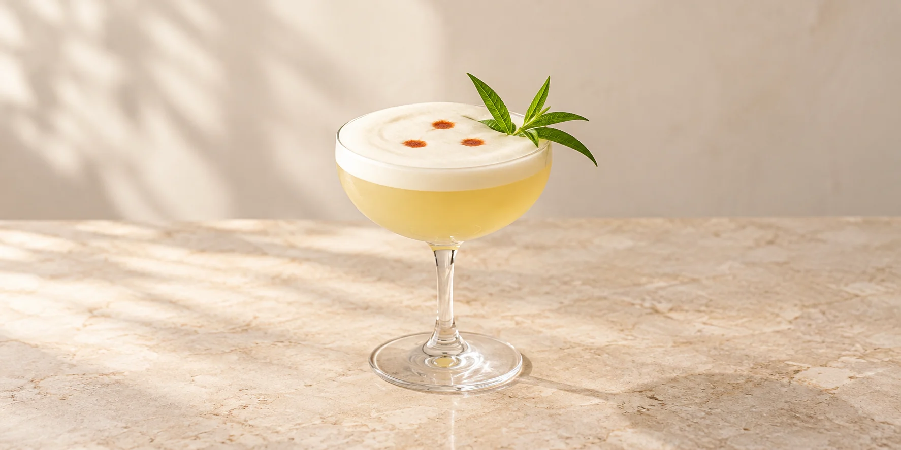 Pisco sour de cedrón