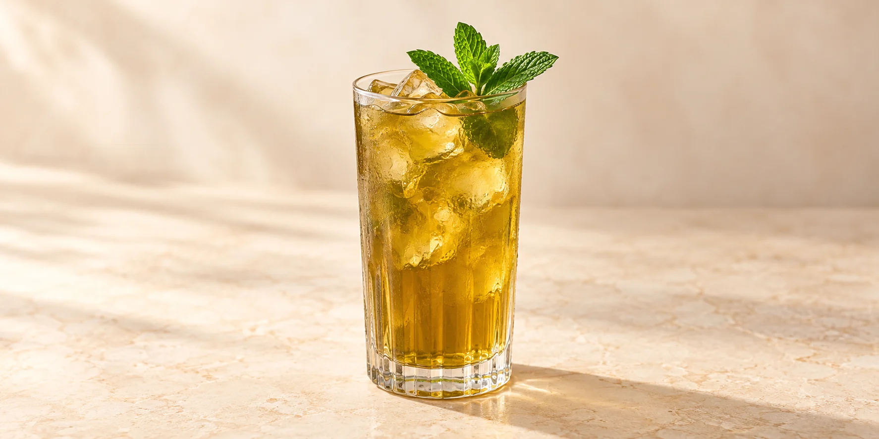 Té moruno helado de Gunpowder con menta